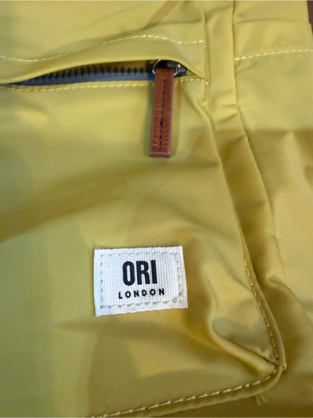 Orion London Yellow Men's Backpack with Gray Handles - Picture 3 of 11